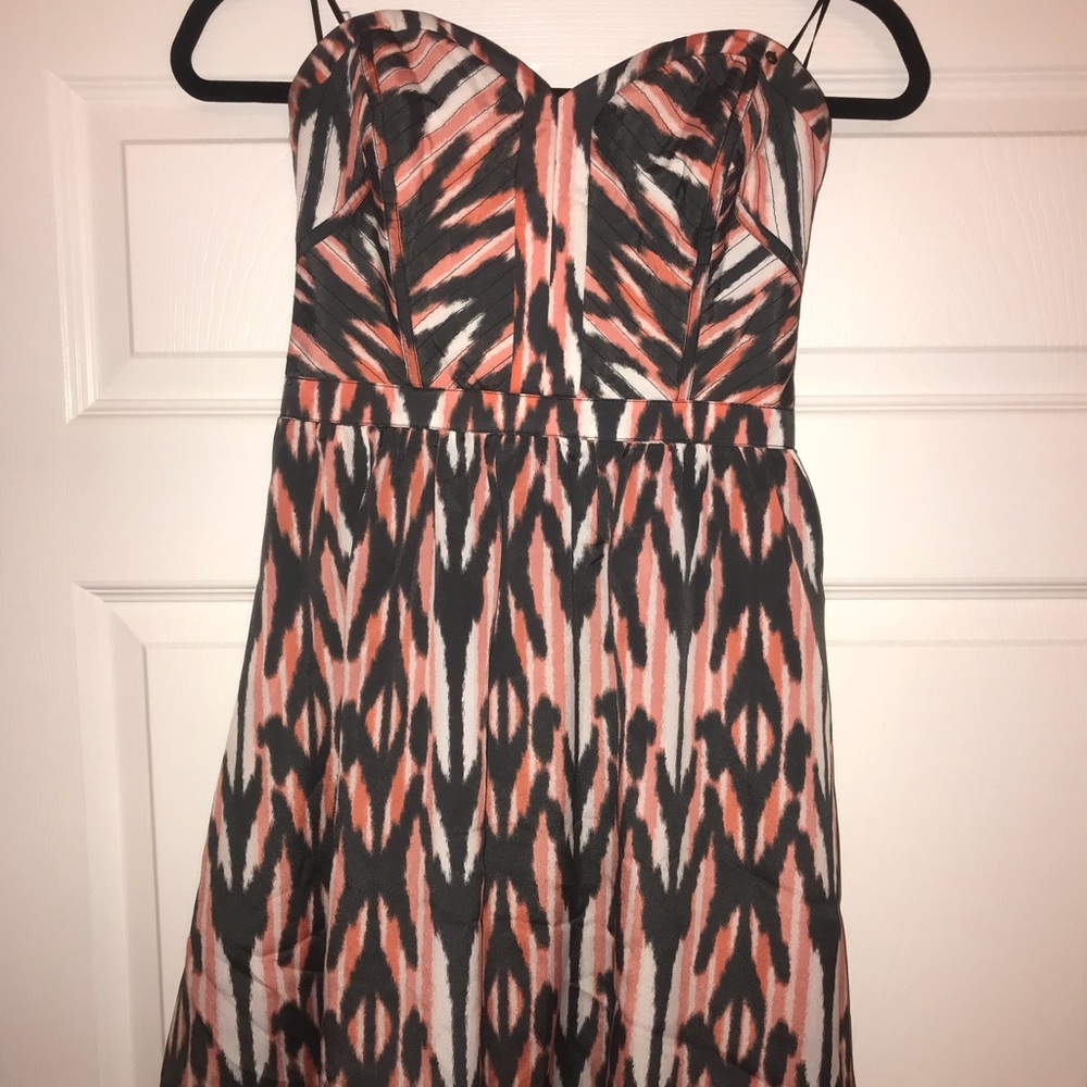 Guess strapless printed dress
